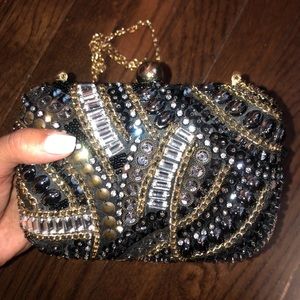 NWOT!✨ Beaded Clutch